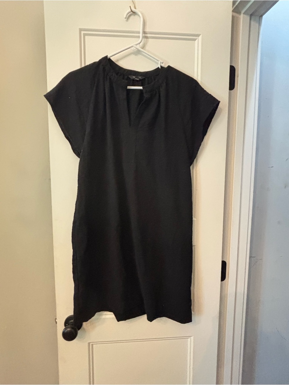 Banana Republic Black Short Sleeve dress